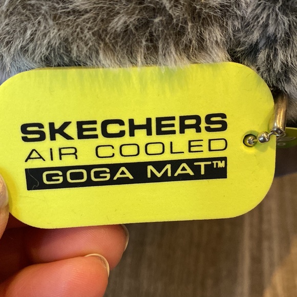 New! Skechers GoWalk Boots - Picture 5 of 6